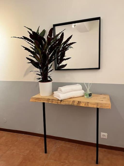 2-Bedroom Flat In The Heart Of Bergamo City Centre Extérieur photo